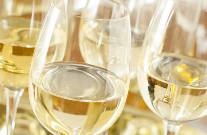 10 Of The Best White Wines You Should Try Motherhood And Merlot Non