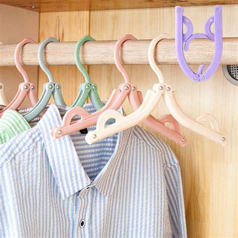 10Pcs Travel Clothes Hangers Magic Portable Glamorous Plastic Folding