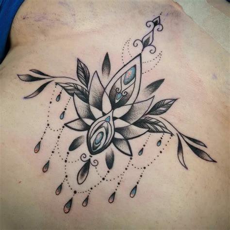 11 Delicate Sternum Tattoo Ideas That Will Blow Your Mind