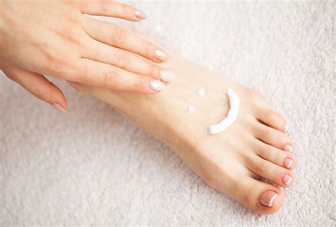 12 Foot Care Tips To Keep Your Feet Healthy Soft Feet Care Hand