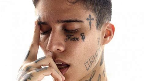 15 Cool Face Tattoos For Ballsy Men In 2020 Face Tattoos Cool Face