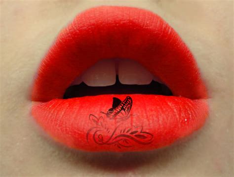 20 Best Lip Tattoo Designs