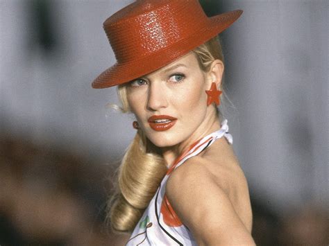 20 Extraordinary Facts About Karen Mulder Facts Net