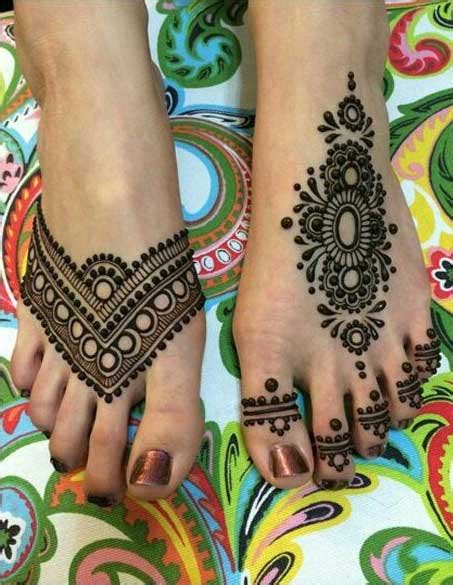 20 Inspired Foot Mehndi Designs For Your Beautiful Feet