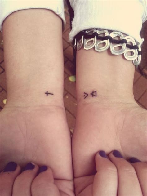 22 Adorable Tiny Tattoo Ideas For Girls Available Ideas