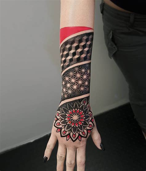 23 Geometric Tattoos Ideas Ninja Cosmico