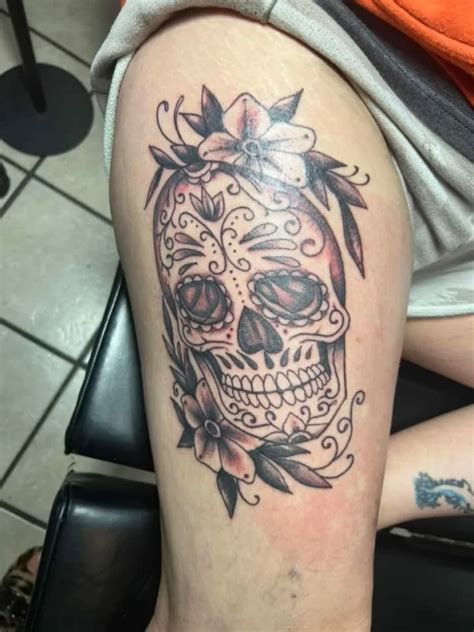 25 Skull Tattoos For Women Inspired Beauty