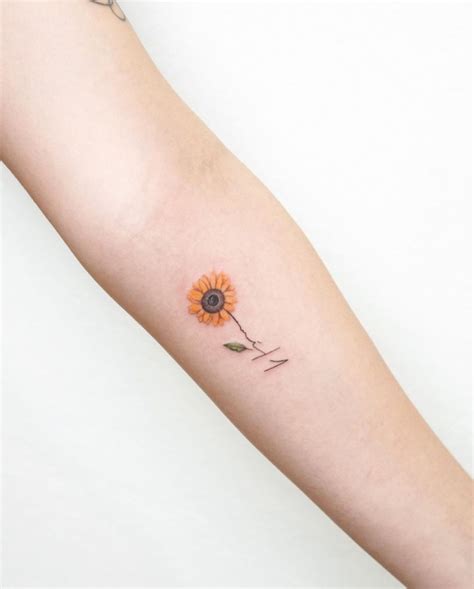 25 Sunflower Tattoo Drawing Louanrazvan