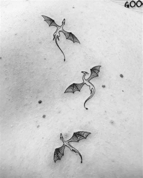 30 Minimalist Tiny Dragon Tattoo Alastormanna