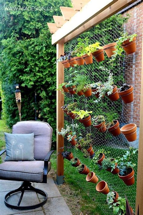 30 Popular Vertical Garden Wall For Outdoors Decor Pimphomee