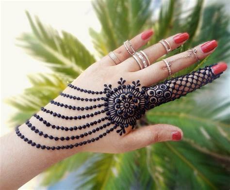 30 Stylish Back Hand Mehndi Designs For Ladies Mehndi Crayon