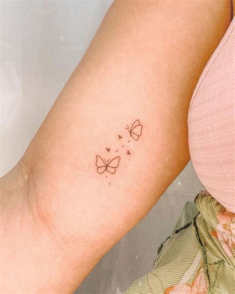 33 Cute Small Tattoo Ideas That You Re Going To Want To Steal In 2023