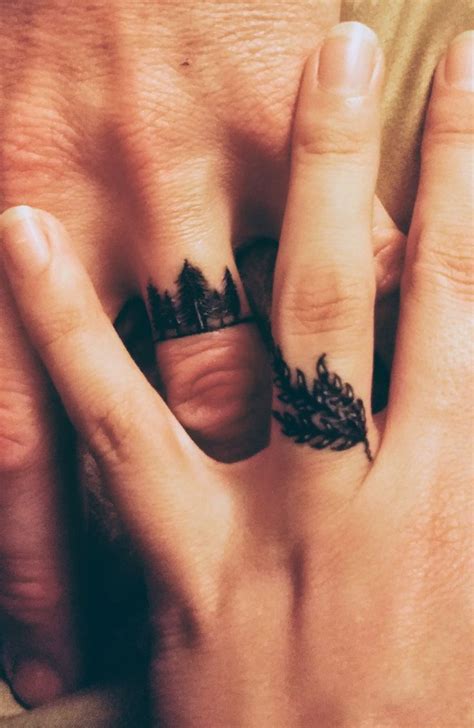 35 Creative Wedding Band Tattoo Ideas To Copy Chicwedd