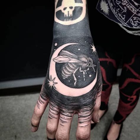 40 Captivating Negative Space Tattoos Sheideas Hand Tattoos