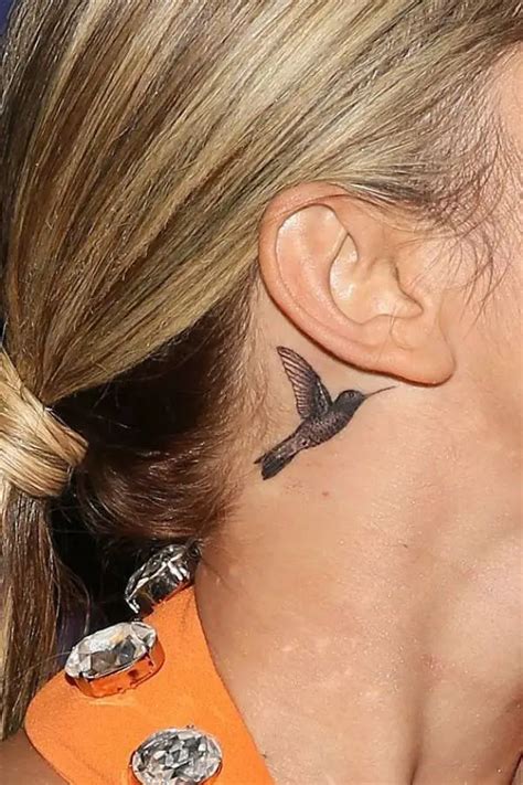 40 Meaningful But Cute Behind The Ear Tattoo Designs Greenorc