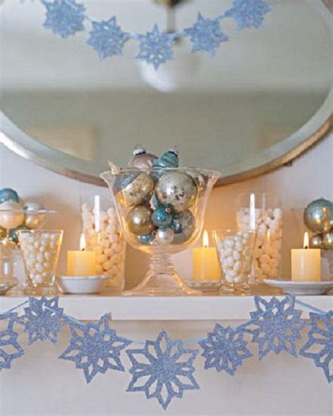 44 Amazing Christmas Snowflake Decorating Ideas