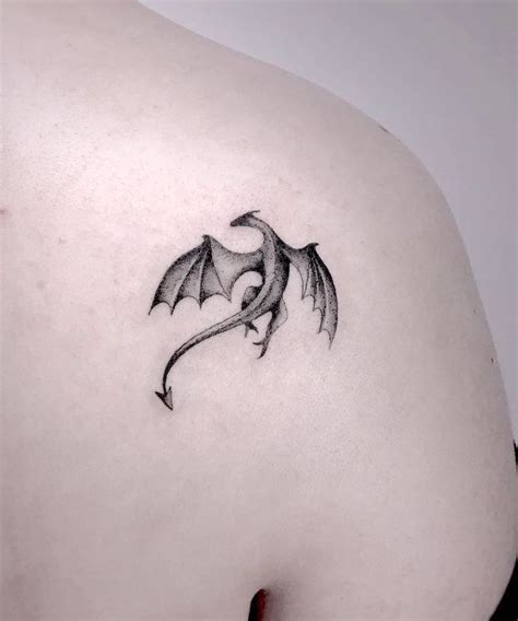 44 Elegant Dragon Tattoos For Women With Meaning Artofit