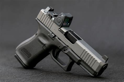 5 Facts On The Glock 19 Slide