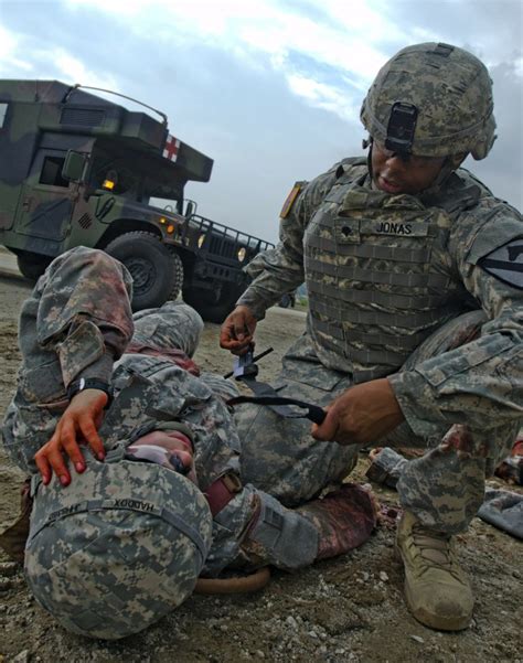 5 Key Differences Between Army Medics And Navy Corpsmen Army Medic