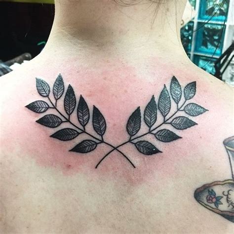 50 Beautiful Laurel Wreath Tattoo Designs And Meanings Spiritustattoo