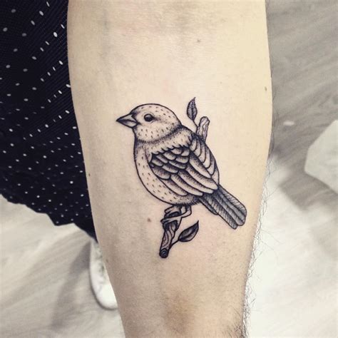 65 Cute Sparrow Tattoo Designs Meanings Spread Your Wings 2019