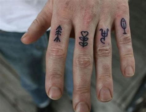 75 Best Small Tattoos For Men 2018 Tattoosboygirl