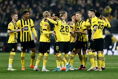 8Borussia Dortmund