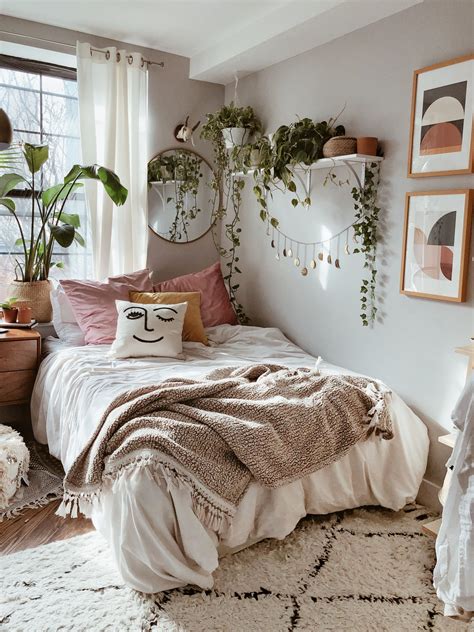 Aesthetic Bedroom Decor Ideas for a Dreamy Retreat