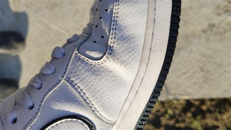 Air Force 1 Color Cracks Any Ways To Fix Them Before It Amp 39 S Too Late R Nike