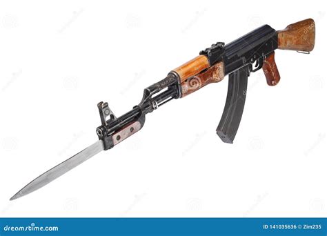 5 Ways to Use an AK 47 Bayonet Effectively