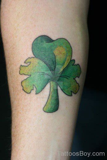 Amazing Clover Leaf Tattoo Design Tattoo Designs Tattoo Pictures