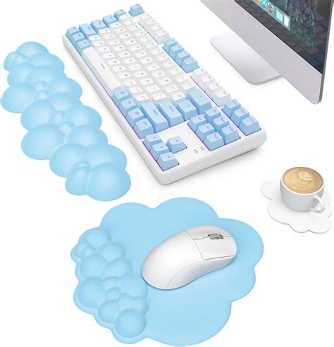 Amazon Com Manbasnake Cloud Mouse Pad Wrist Support And Keyboard