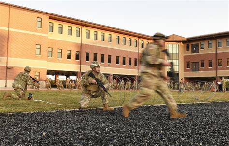 Amp 39 Into The Breach Amp 39 Fort Leonard Wood Engineers Introduce New Reception And Integration Concept