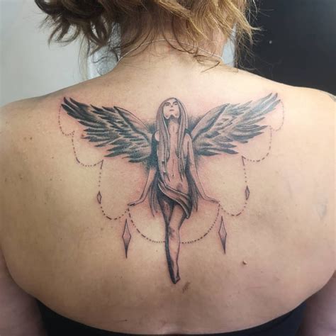 7 Lovely Angel Tattoo Designs for Women