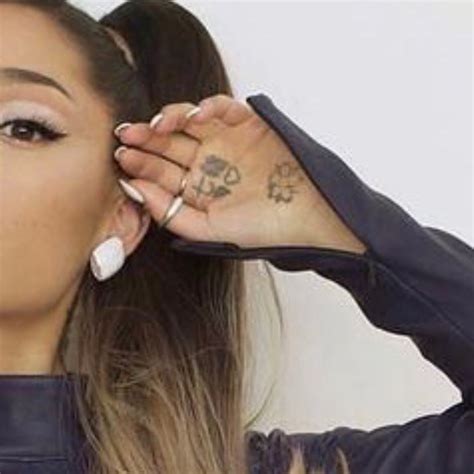 Ariana Grande S Right Hand And Finger Tattoos Ariana Grande S Tattoos