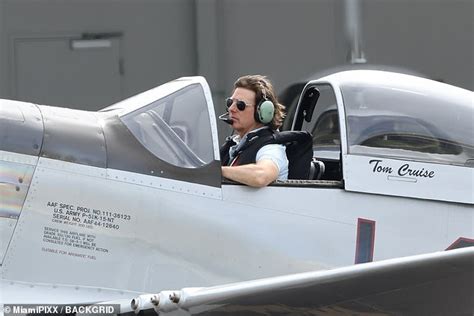 Back In The Cockpit Tom Cruise Flies His P 51 Mustang Out Of Florida Airport Daily Mail Online