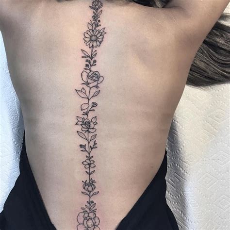 20 Unique Back Tattoo Flower Designs