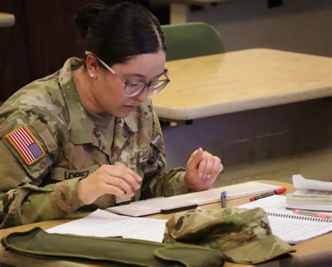 Basic Trainee Overcomes Injury To Graduate Basic Training Article