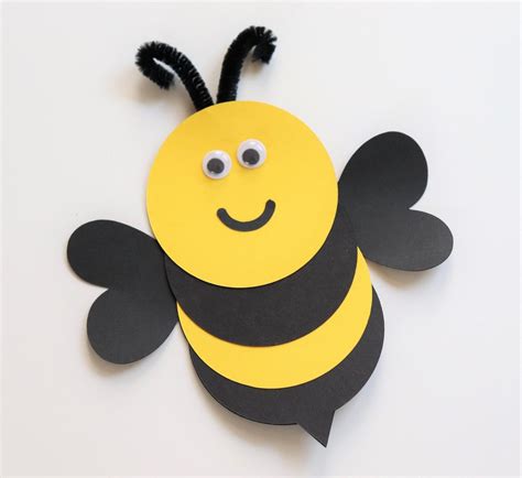 Bee Art Simple