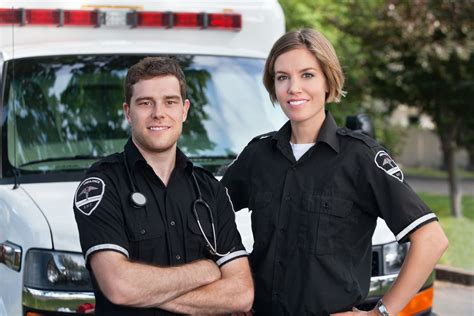 5 Life-Changing Benefits of Being an EMT