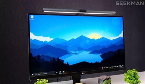 Benq Screenbar Plus Review Highly Recommended To Geeks Geekman