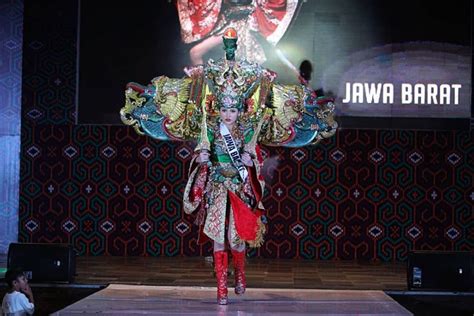 Best Costume Artinya