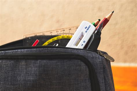 Best Pencil Cases For Storing Drawing And Writing Tools Artnews Com