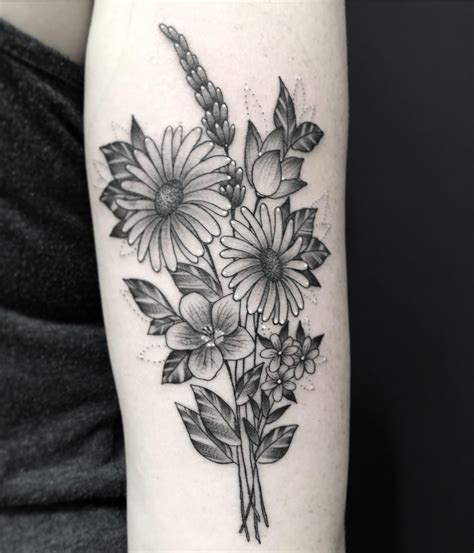 20 Beautiful Bouquet Tattoo Designs to Inspire