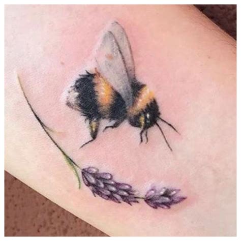 9 Bumble Bee Tattoo Designs You'll Love