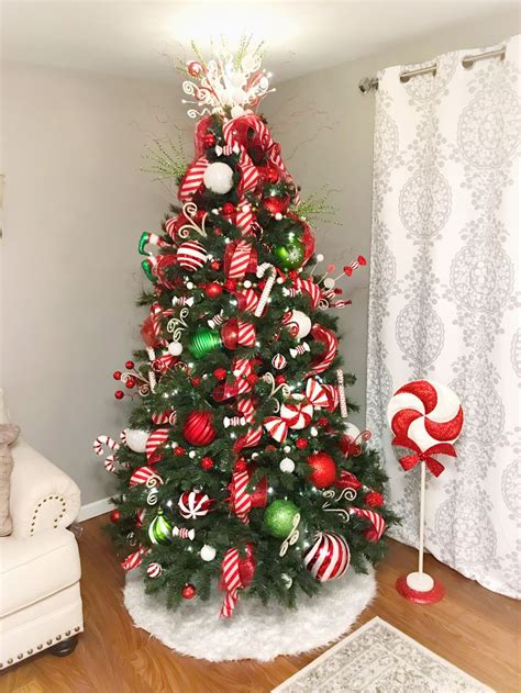 Candy Cane Christmas Tree Decorating Ideas