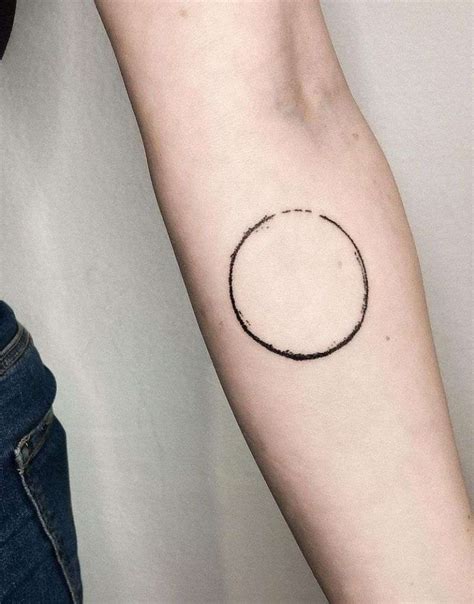 Circle Tattoo Design Ideas to Inspire Body Art