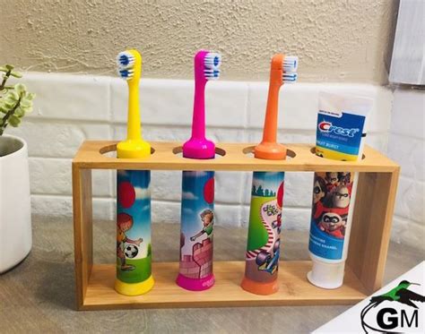 Clean Easy Way To Keep All Your Electric Toothbrushes Organized