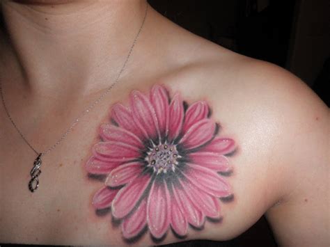 7 Vibrant Colored Flower Tattoo Designs to Inspire