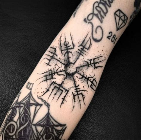 Compas Tattoo Viking Compass Tattoo Viking Tattoo Symbol Norse